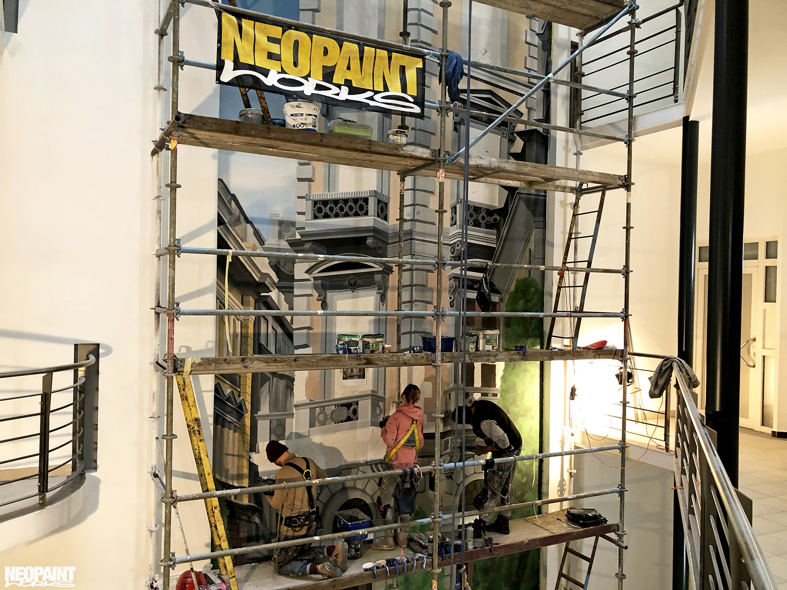 Neopaint Works - díszítőfestés - Focus Point (1)